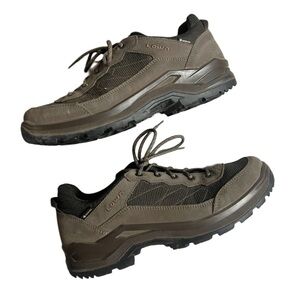 Men’s Lowa Taurus Pro GTX Lo Waterproof Hiking Shoes Stone/Espresso
